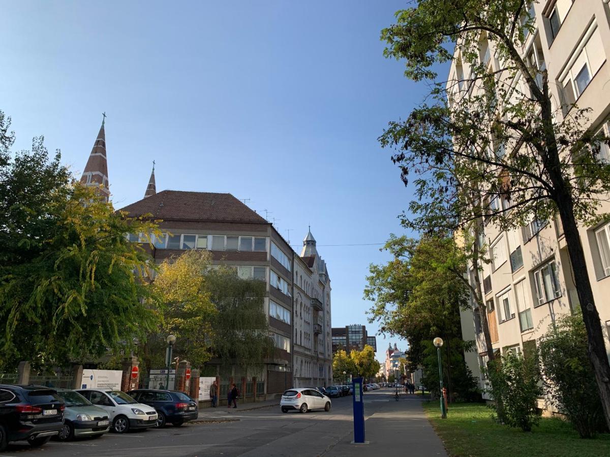 Cozy Apartment In The City Centre Next To Dom Square Szeged Luaran gambar